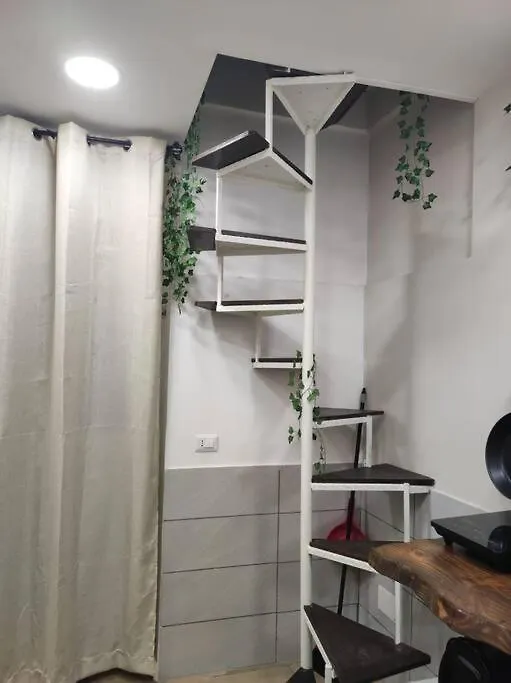 Tinyhouse All'Orto Con Idromassaggio Apartment Naples 0*,  Italy